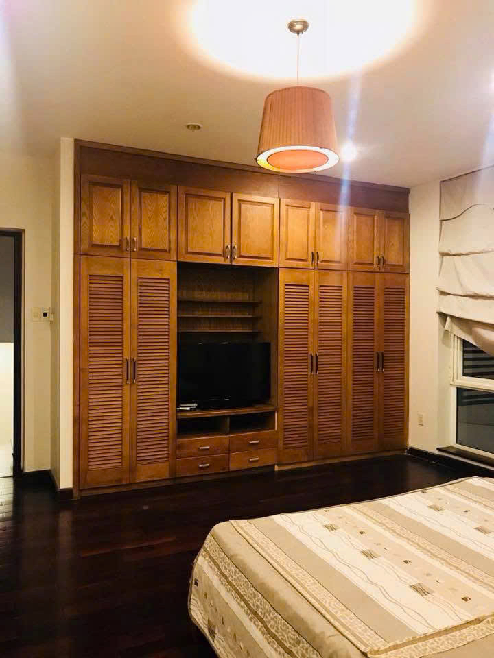Pool Villa for Rent in Thao Dien 550sqm 3,500 USD/month