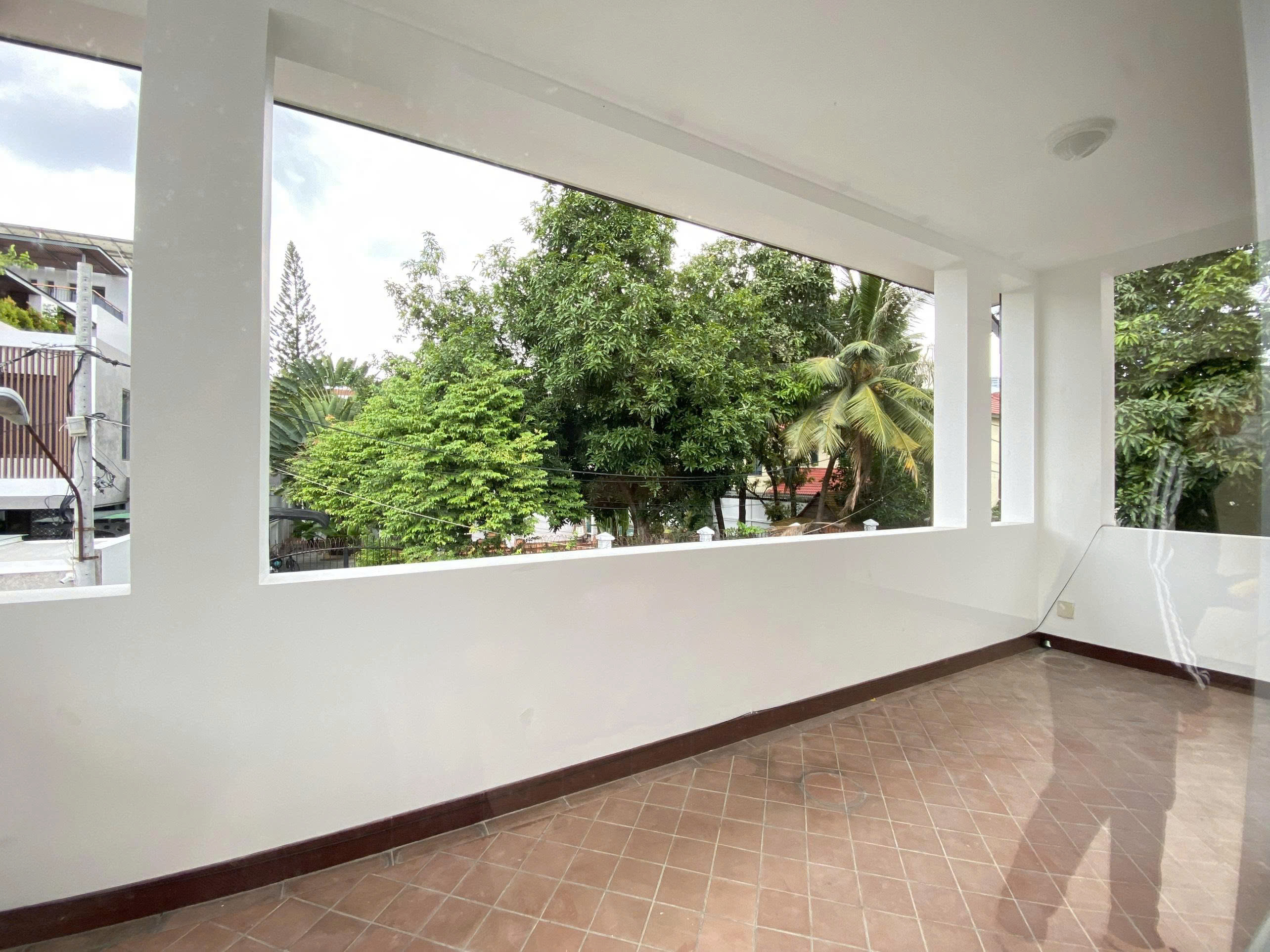 4-Bedroom Pool Villa for Rent in An Phu 700sqm 3,500 USD/month