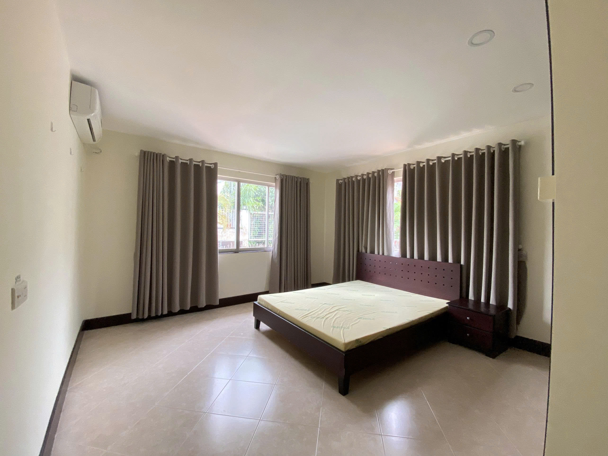 4-Bedroom Pool Villa for Rent in An Phu 700sqm 3,500 USD/month