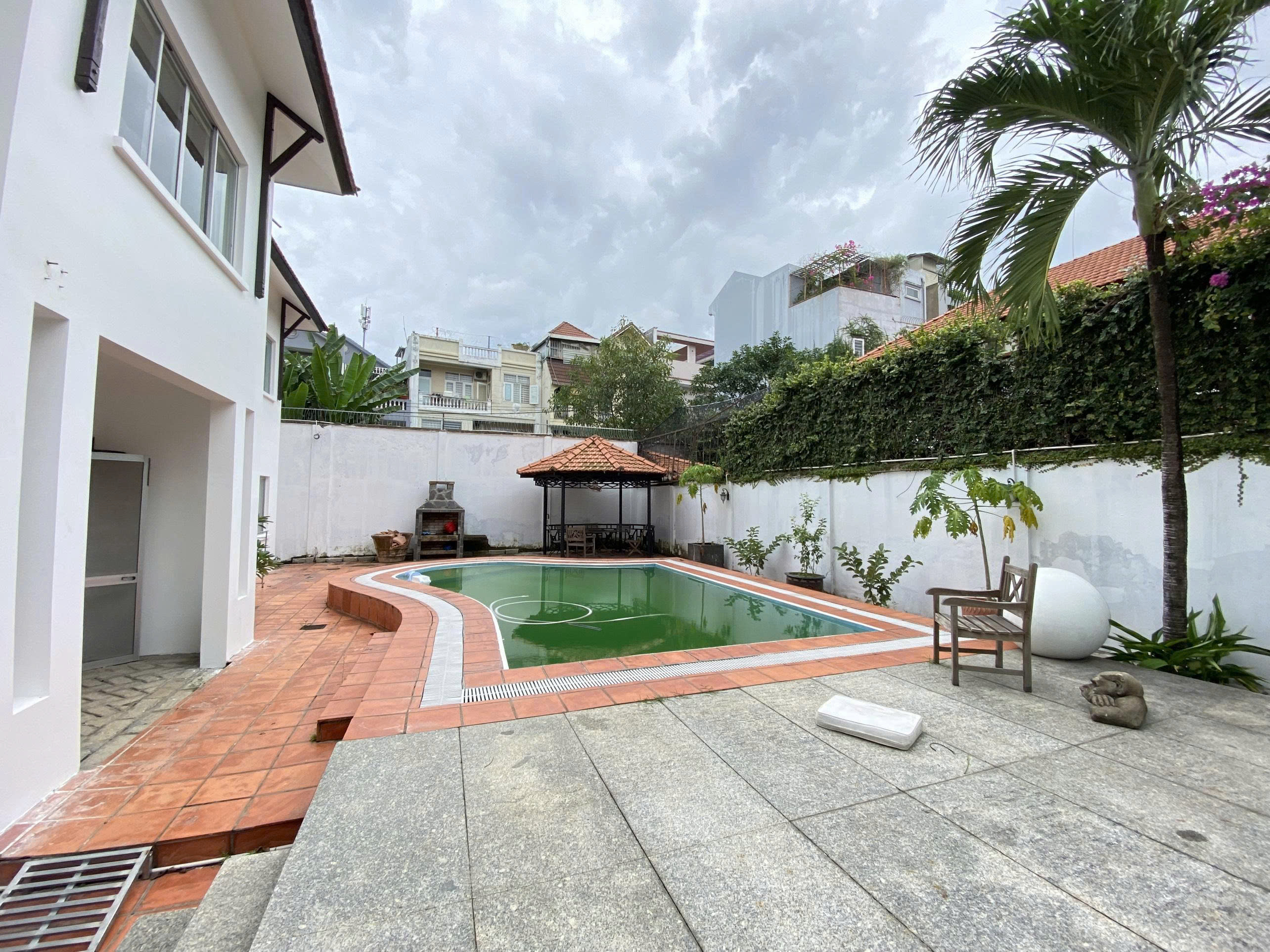 4-Bedroom Pool Villa for Rent in An Phu 700sqm 3,500 USD/month