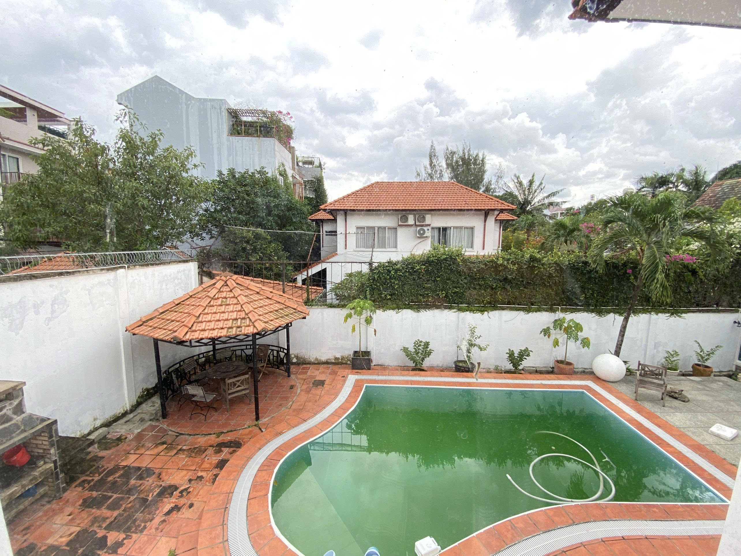 4-Bedroom Pool Villa for Rent in An Phu 700sqm 3,500 /month