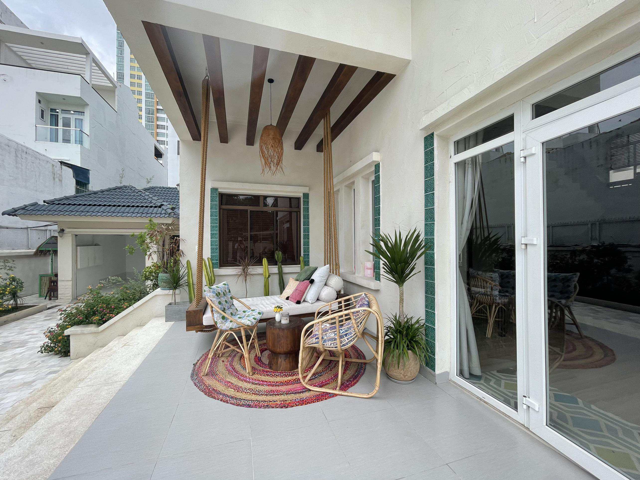 4-Bedroom Villa for Rent in An Phu 800sqm 5,500 USD/month