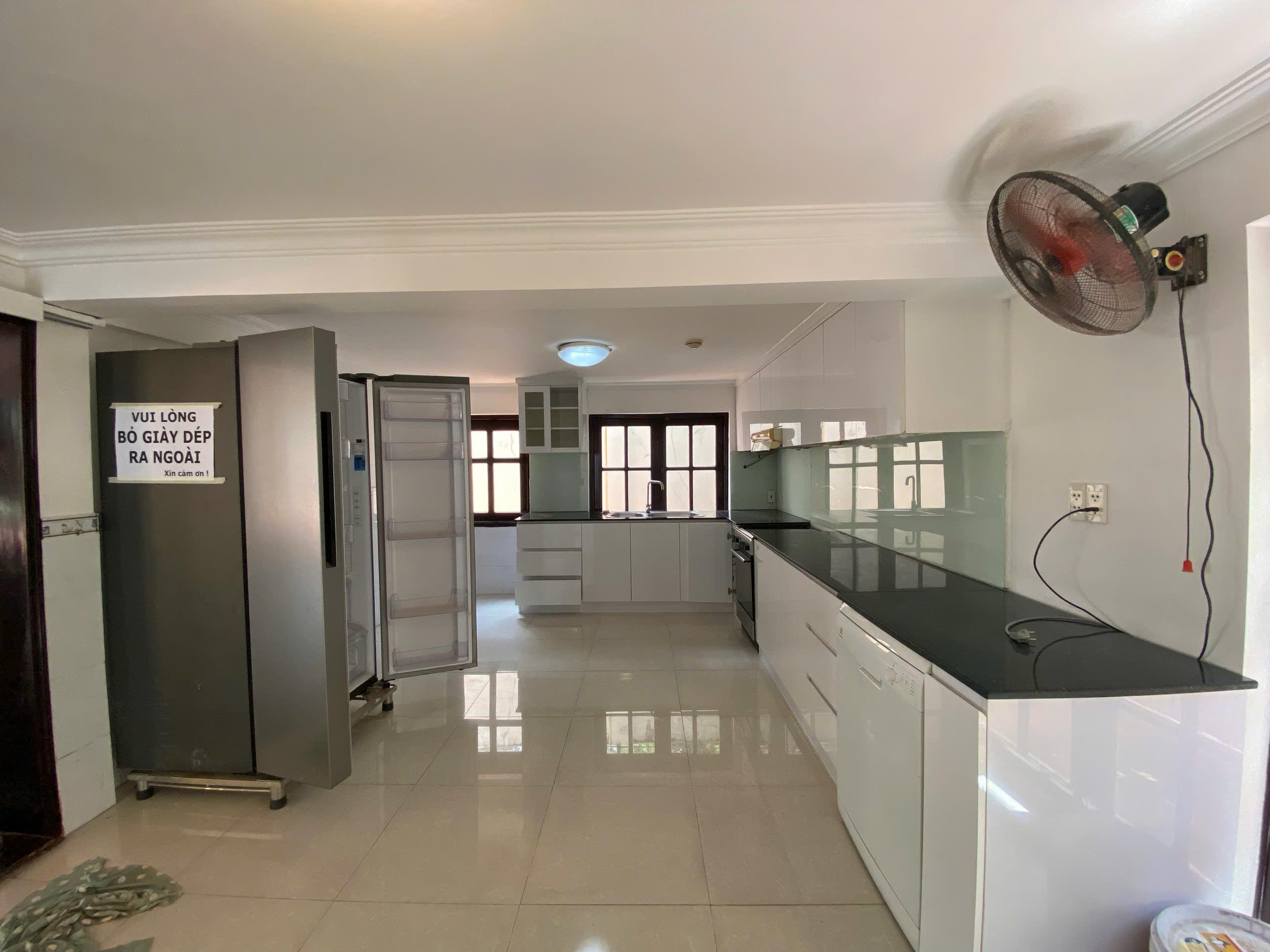 5-Bedroom French Villa for Rent in Thao Dien, District 2 600sqm 4,100 USD/month