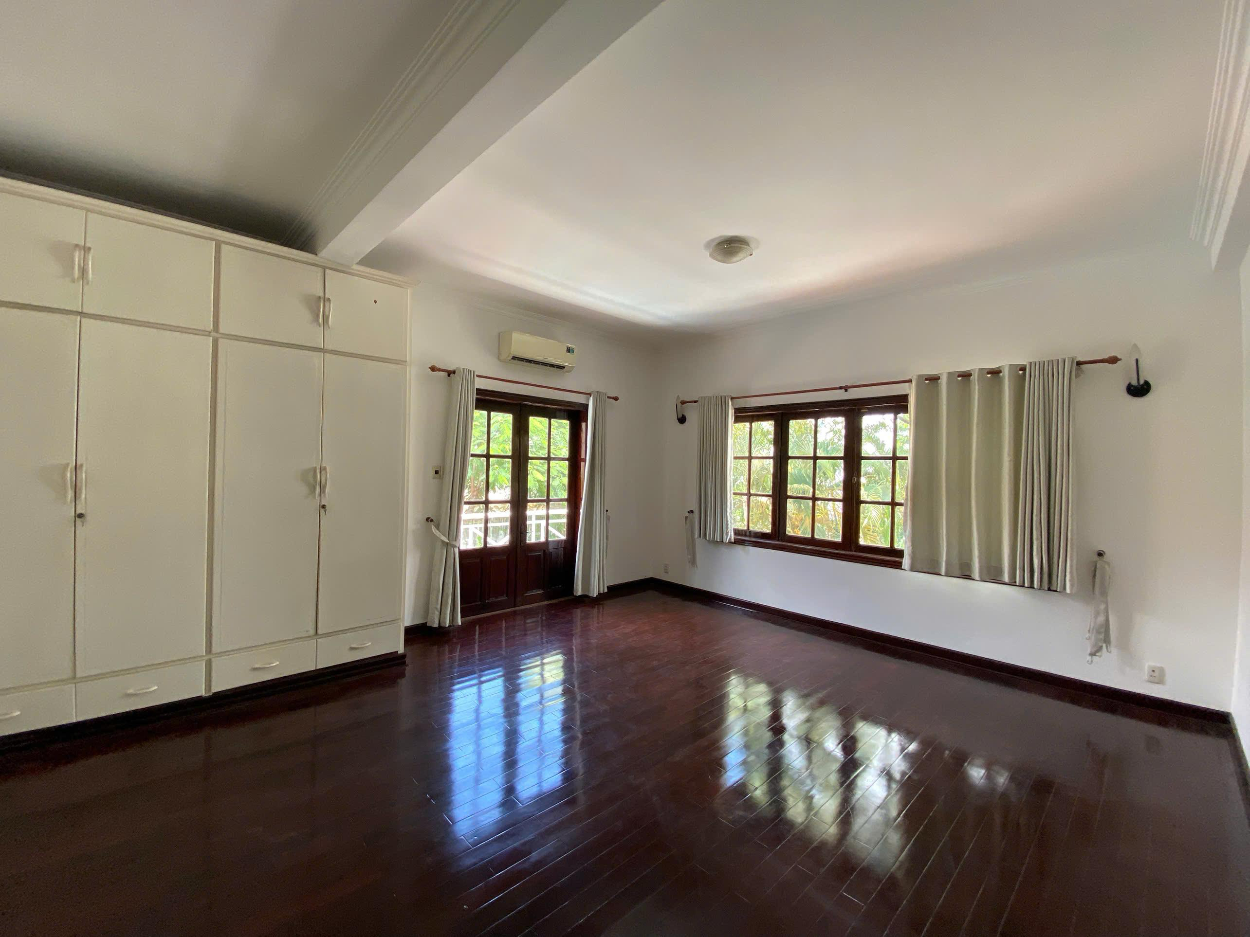 5-Bedroom French Villa for Rent in Thao Dien, District 2 600sqm 4,100 USD/month