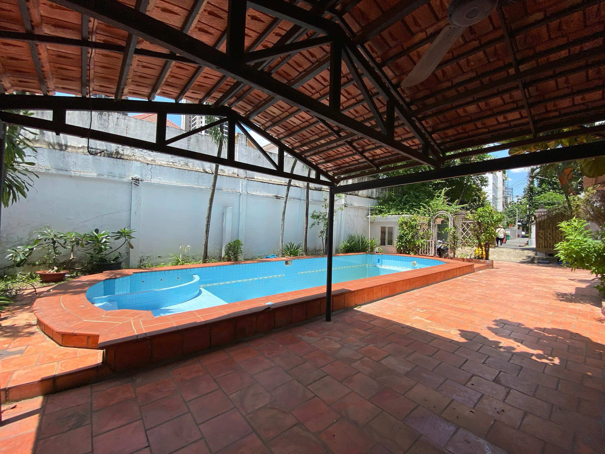 5-Bedroom French Villa for Rent in Thao Dien, District 2 600sqm 4,100 USD/month