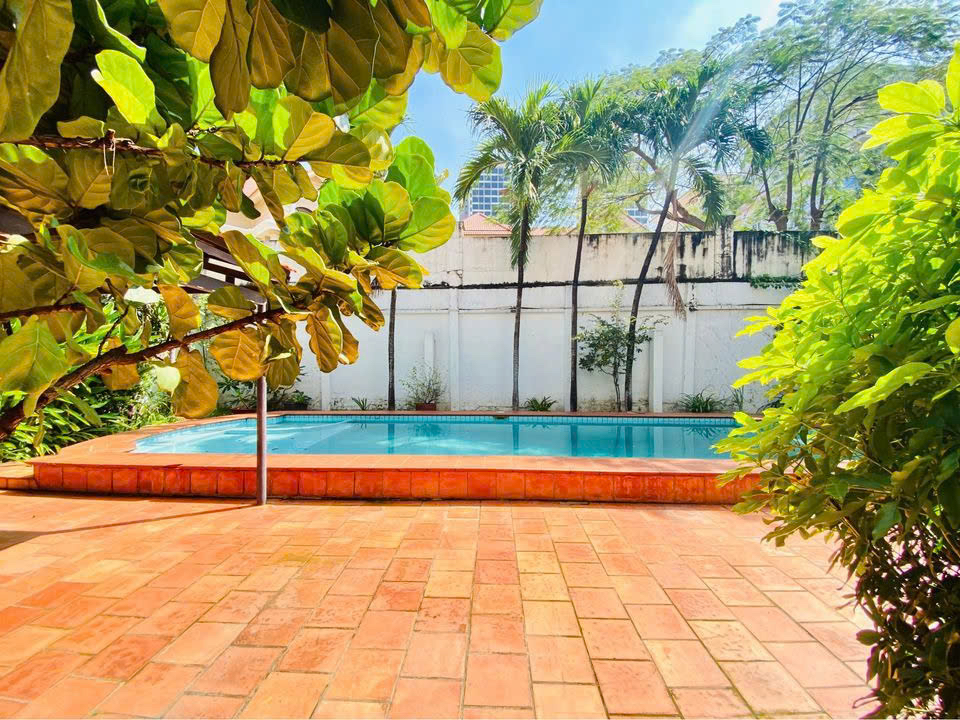 5-Bedroom French Villa for Rent in Thao Dien, District 2 600sqm 4,100 USD/month
