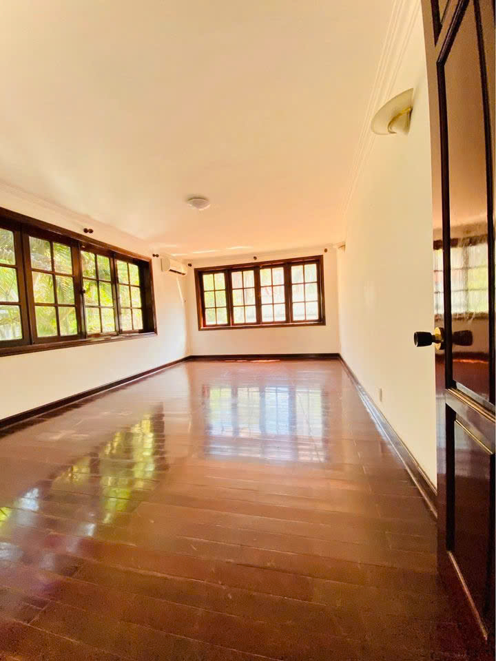 5-Bedroom French Villa for Rent in Thao Dien, District 2 600sqm 4,100 USD/month