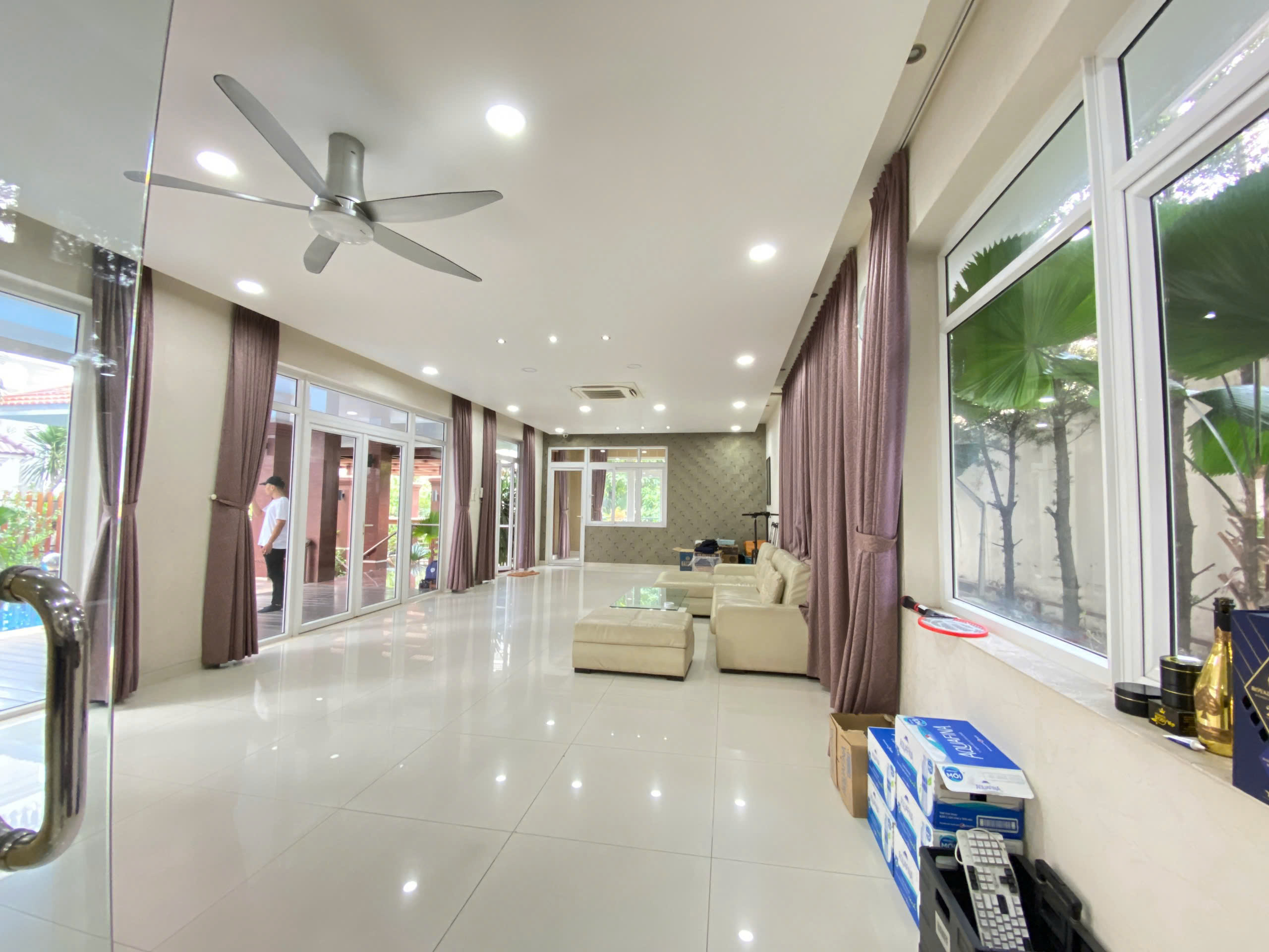 Big Villa For Rent in Compound 200 Nguyen Van Huong Thao Dien Ward Thu Duc City 600sqm 6,000 USD/month