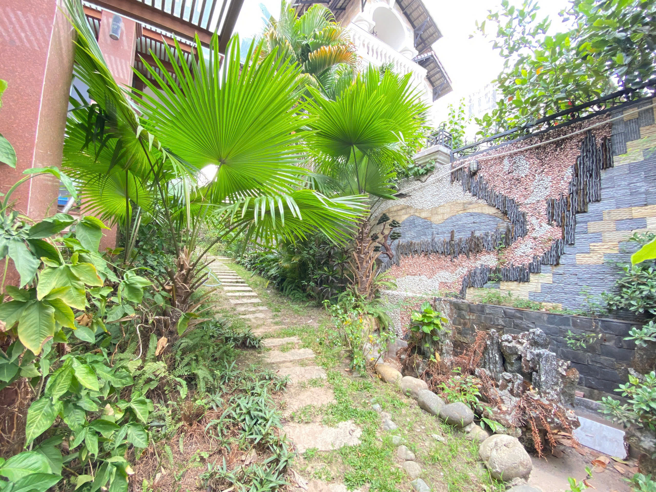Big Villa For Rent in Compound 200 Nguyen Van Huong Thao Dien Ward Thu Duc City 600sqm 6,000 USD/month