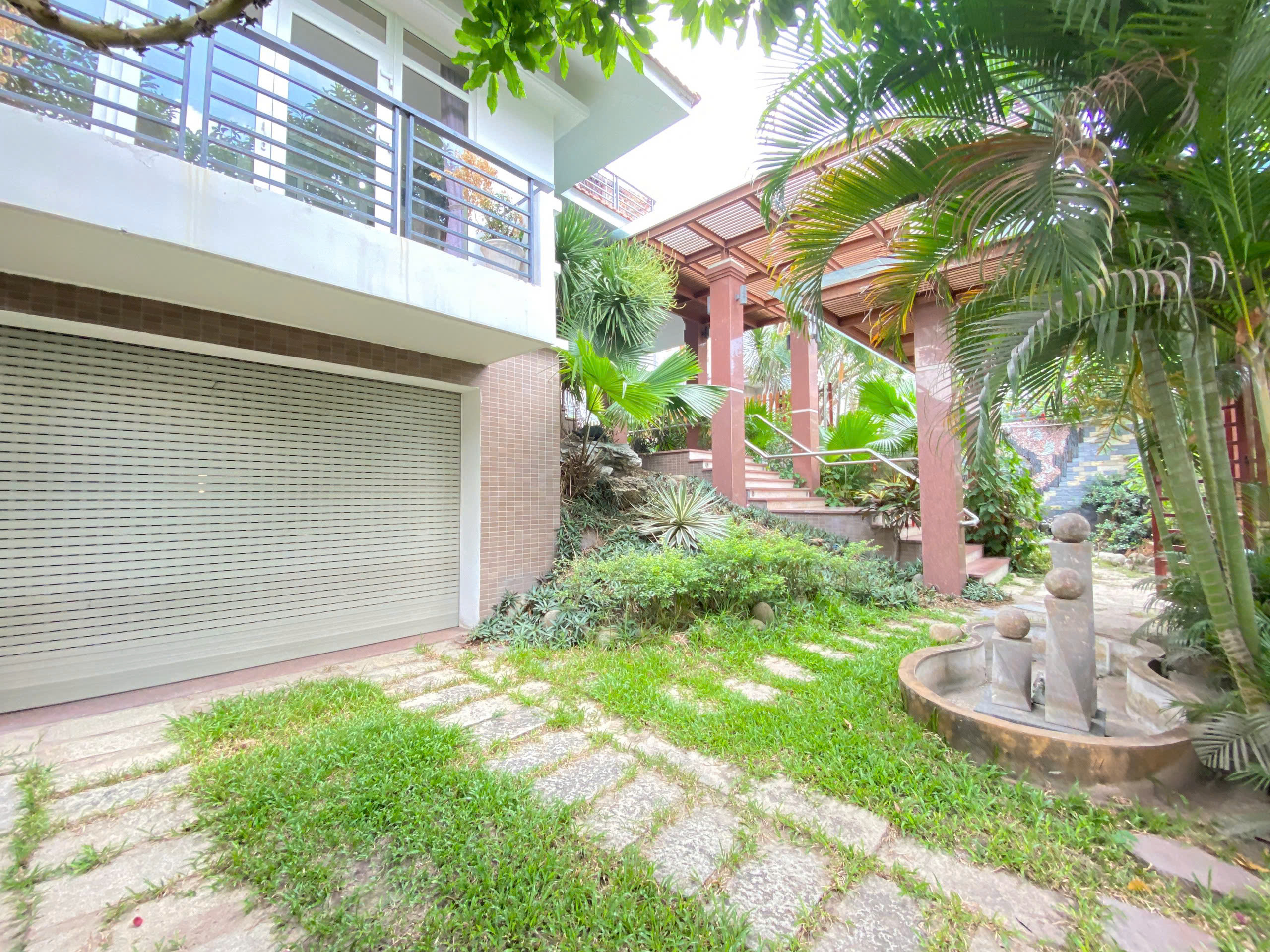 Big Villa For Rent in Compound 200 Nguyen Van Huong Thao Dien Ward Thu Duc City 600sqm 6,000 USD/month