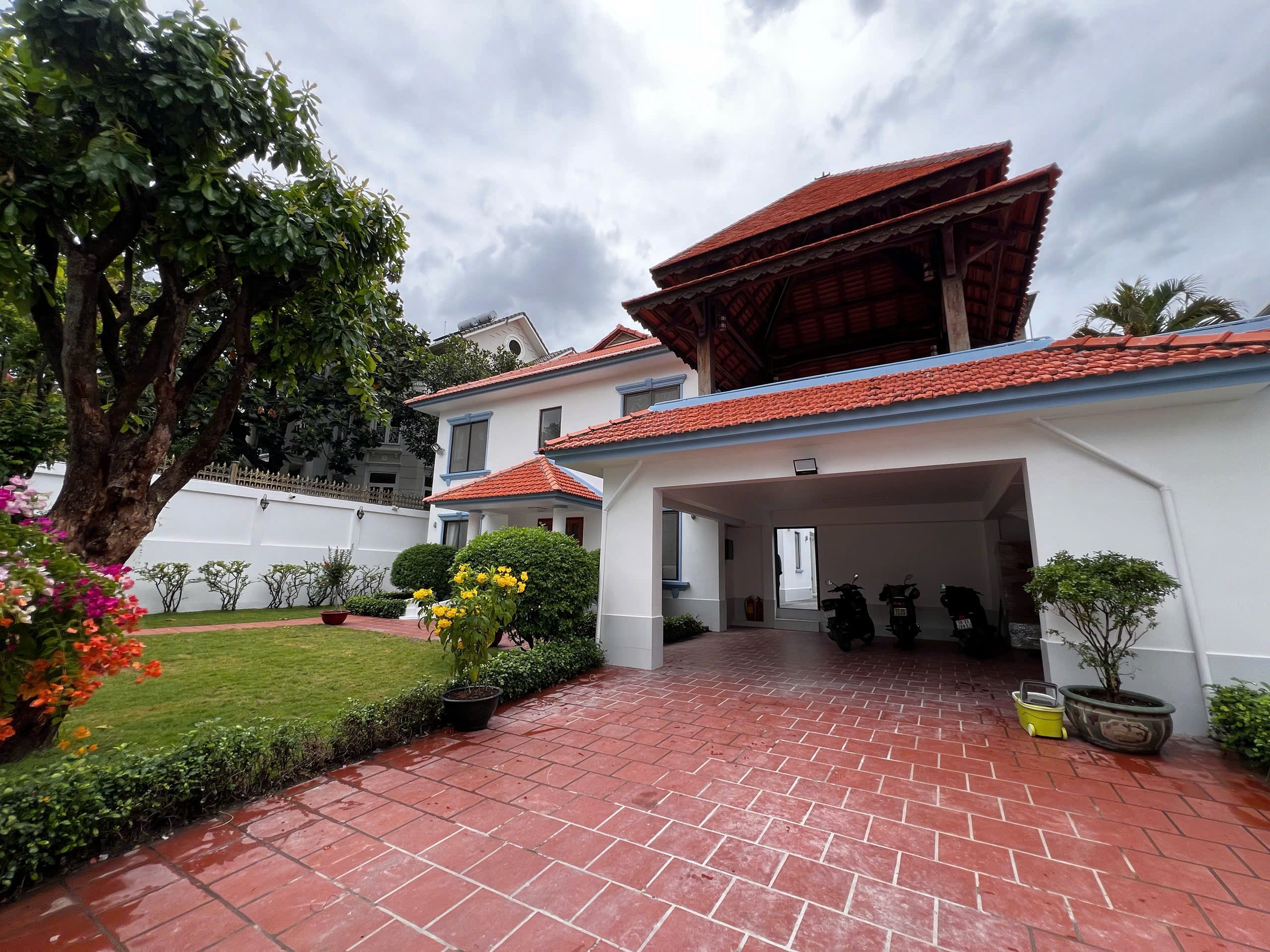 Very Nice Garden Villa For Rent in Road 44 Thao Dien Ho Chi Minh 533sqm 5,000 USD/month