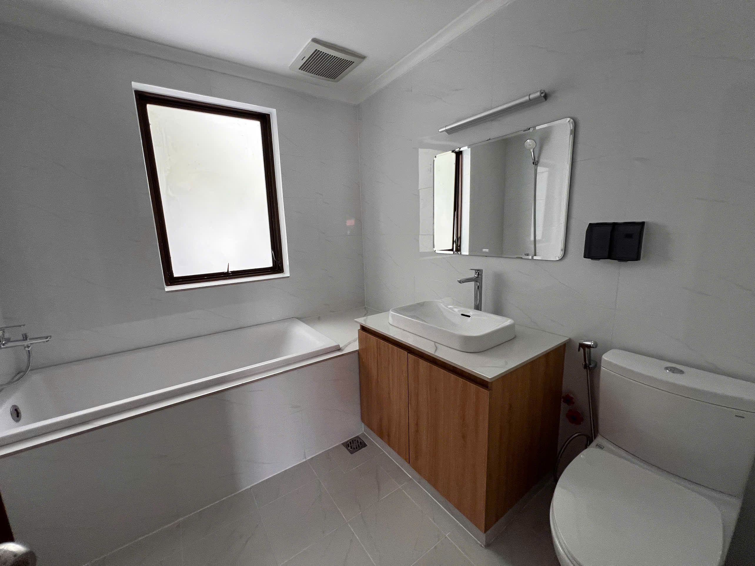 Very Nice Garden Villa For Rent in Road 44 Thao Dien Ho Chi Minh 533sqm 5,000 USD/month