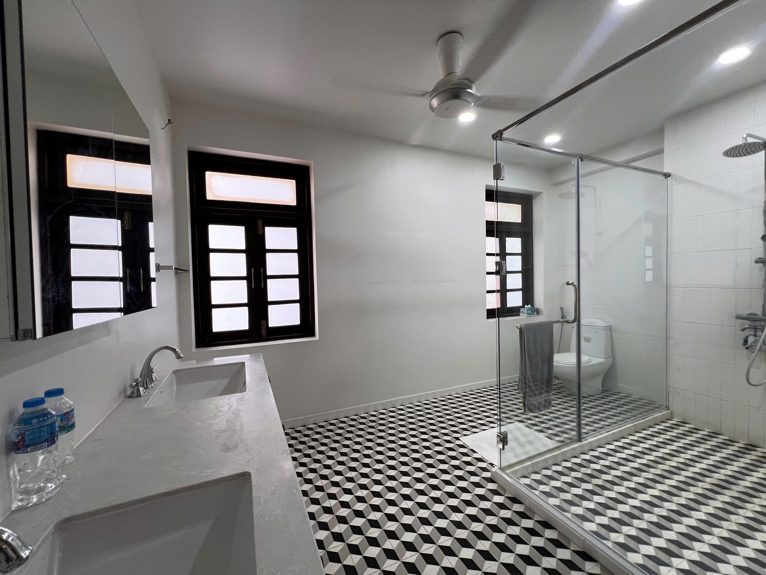 Villa for Rent on Duong 42 Thao Dien – 5BR 550sqm 4,800 USD/month