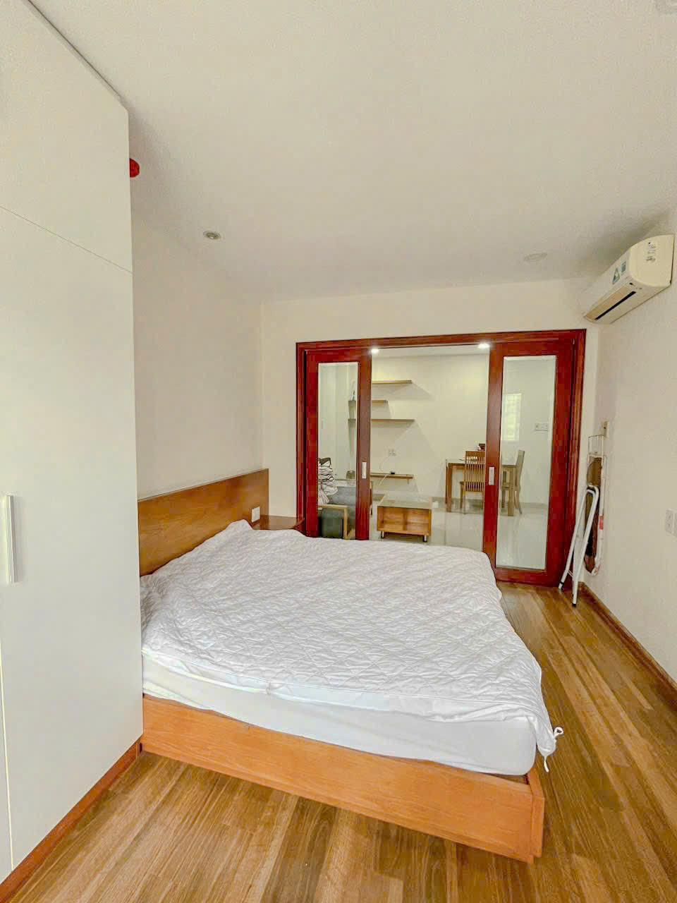 1-Bedroom Serviced Apartment for Rent in Binh Thanh 40sqm 570 USD/month
