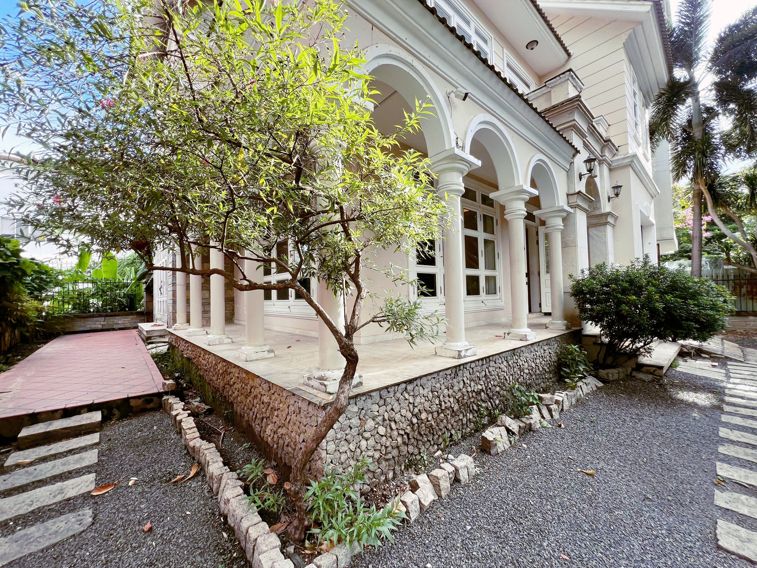 4-Bedroom Villa for Rent in Thao Dien 3500sqm 3,500 /month