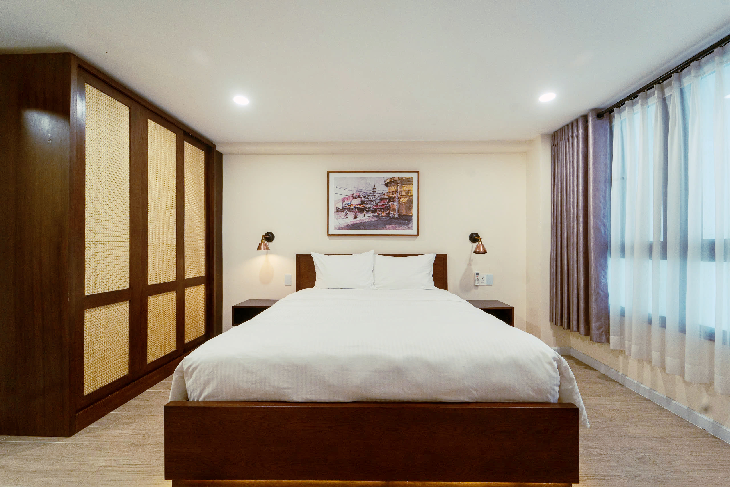 Duplex 1-Bedroom Serviced Apartment for Rent in District 1 Ho Chi Minh City - $680/month 50sqm 650 USD/month