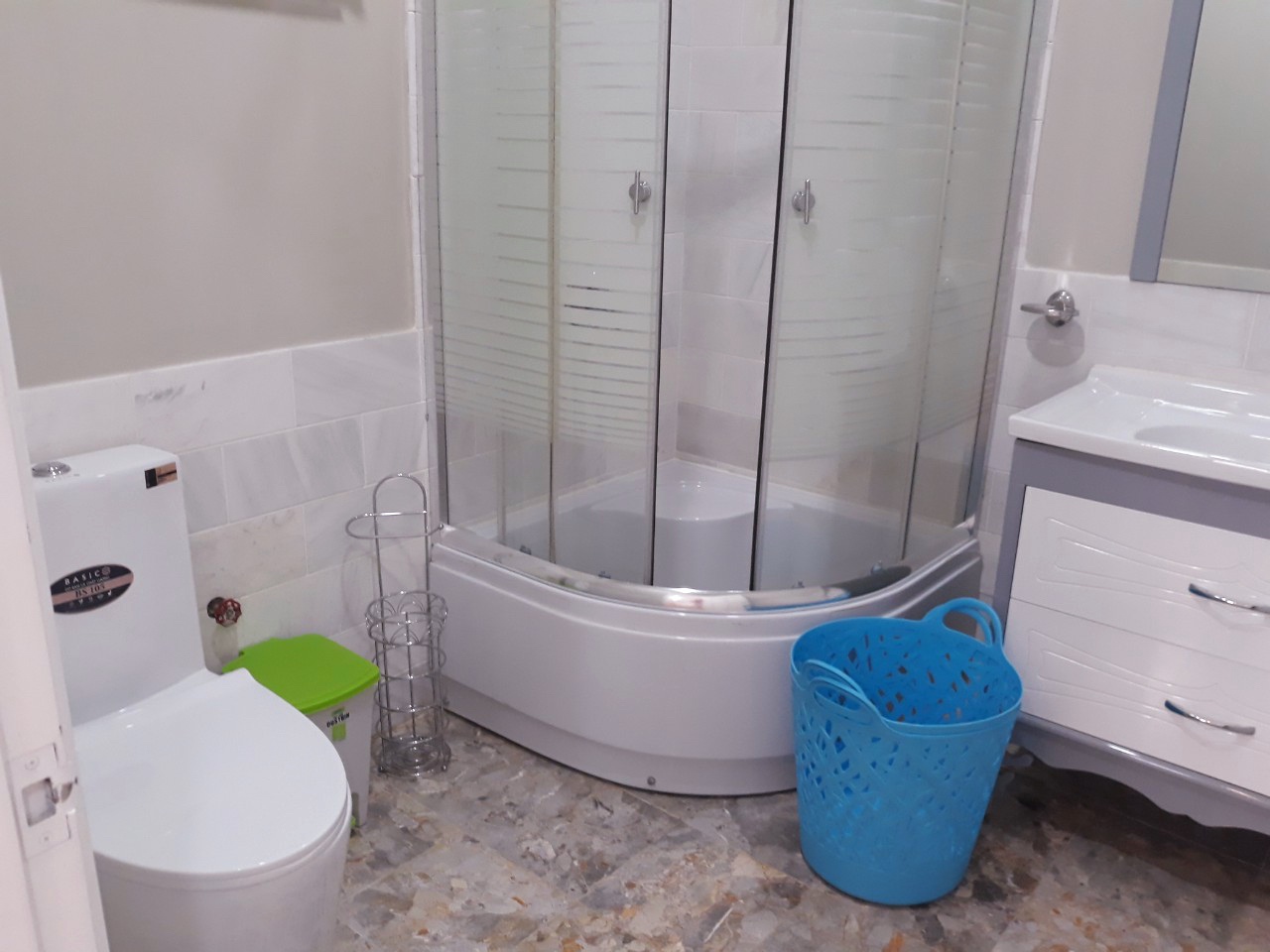 Small Building Serviced Apartment with Pool in Thao Dien, District 2 — $850/month 80sqm 850 USD/month