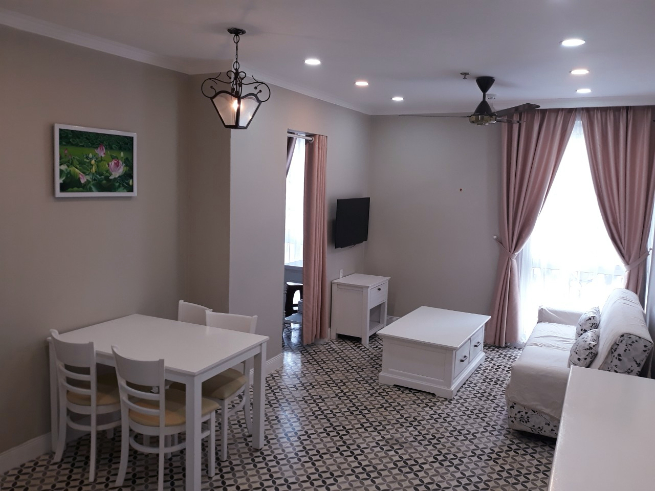 Small Building Serviced Apartment with Pool in Thao Dien, District 2 — $850/month 80sqm 850 USD/month