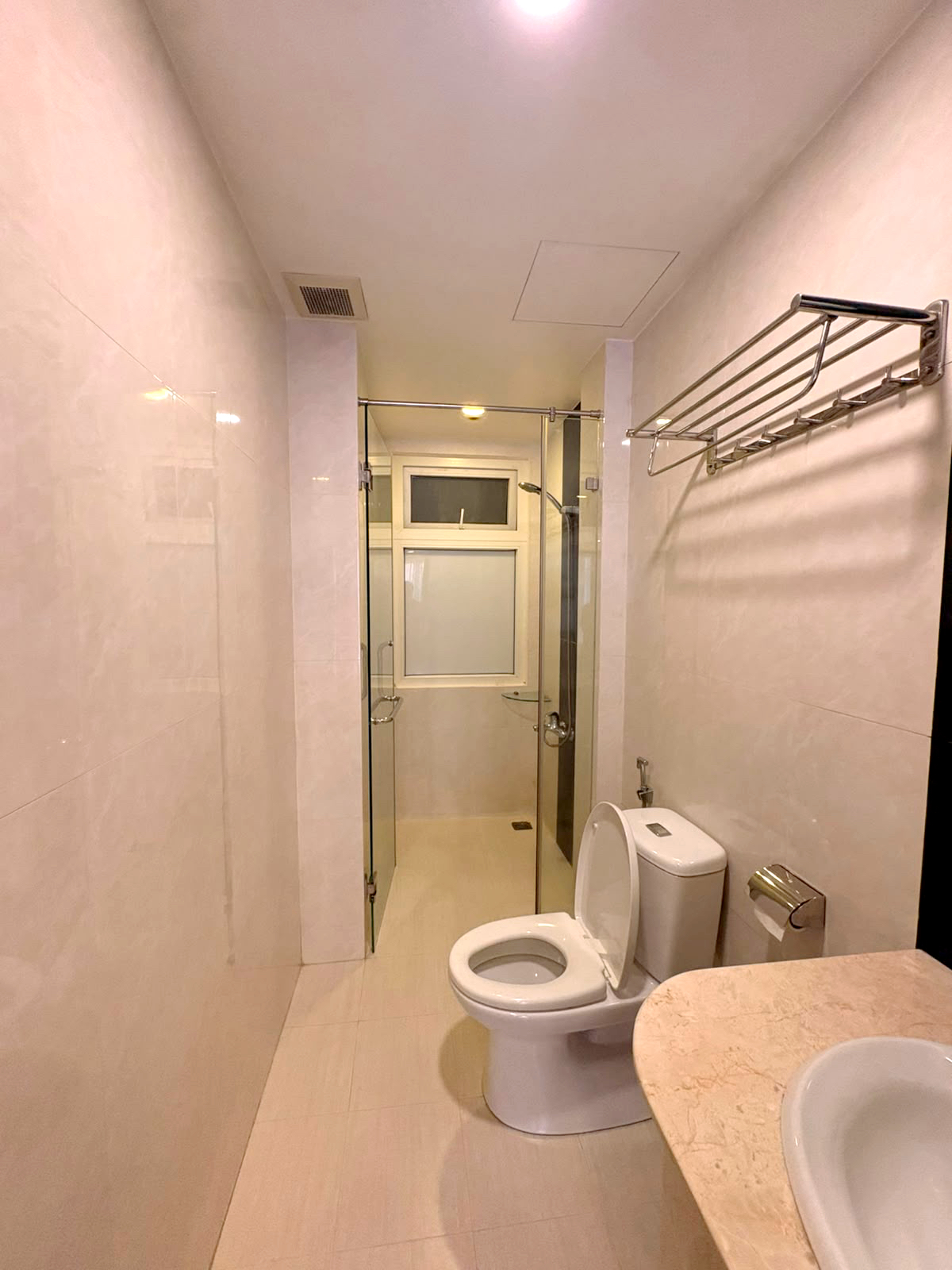 Studio Apartment for Rent District 1 HCMC, $450/month, Dakao 45sqm 450 USD/month
