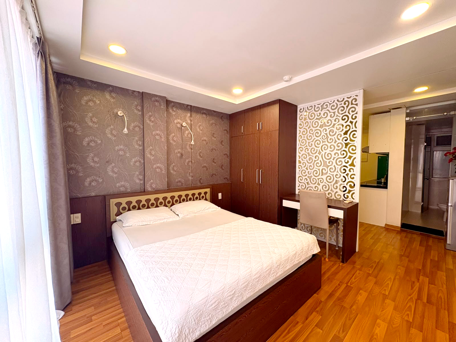 Studio Apartment for Rent District 1 HCMC, $450/month, Dakao 45sqm 450 USD/month