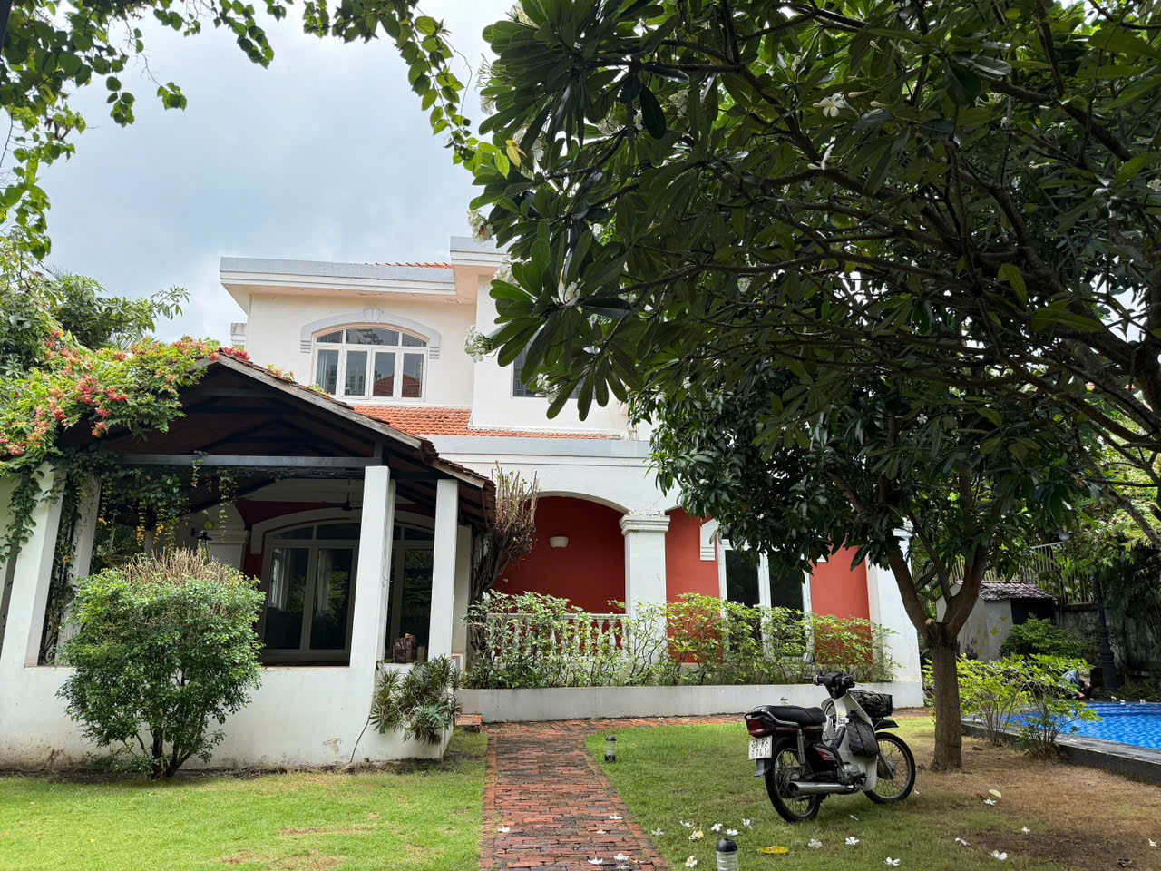 5-Bedroom Villa for Rent in Thao Dien, District 2 HCMC, $6800/month 800sqm 6,800 /month