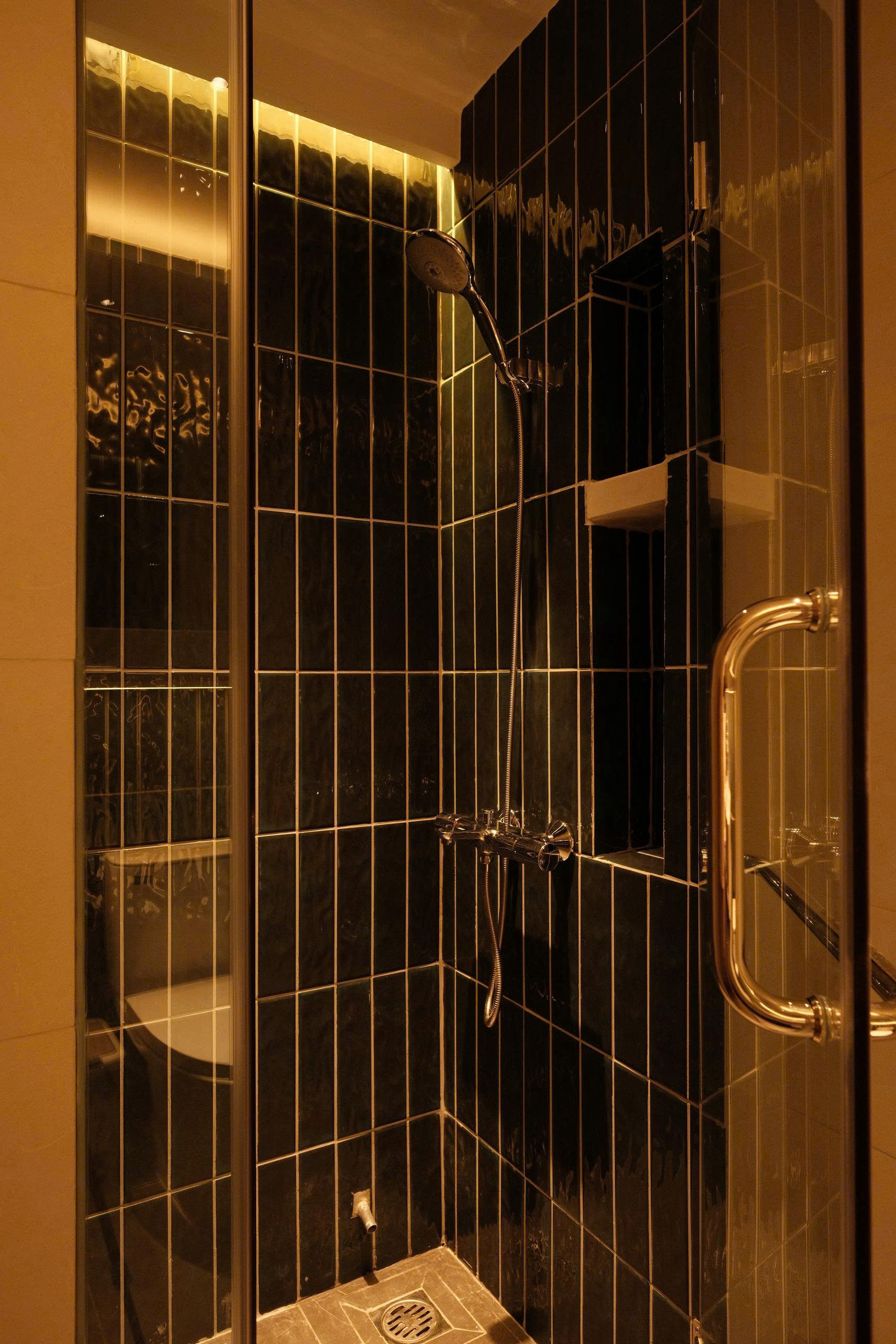1-Bedroom Duplex Apartment for Rent in District 3 HCMC, $650/month 40sqm 650 USD/month