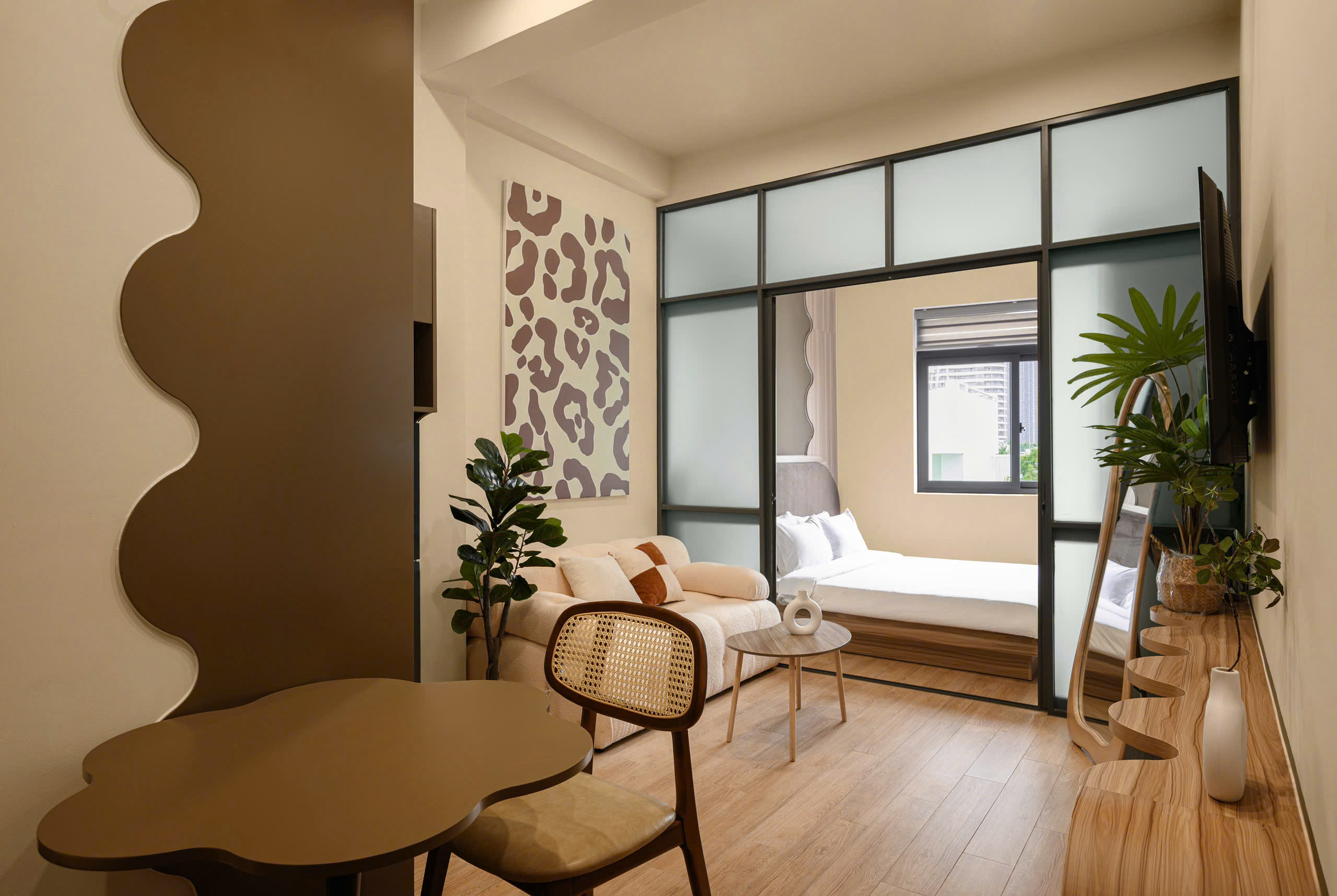 Studio Apartment for Rent in Binh Thanh District HCMC, $600/month 40sqm 600 USD/month