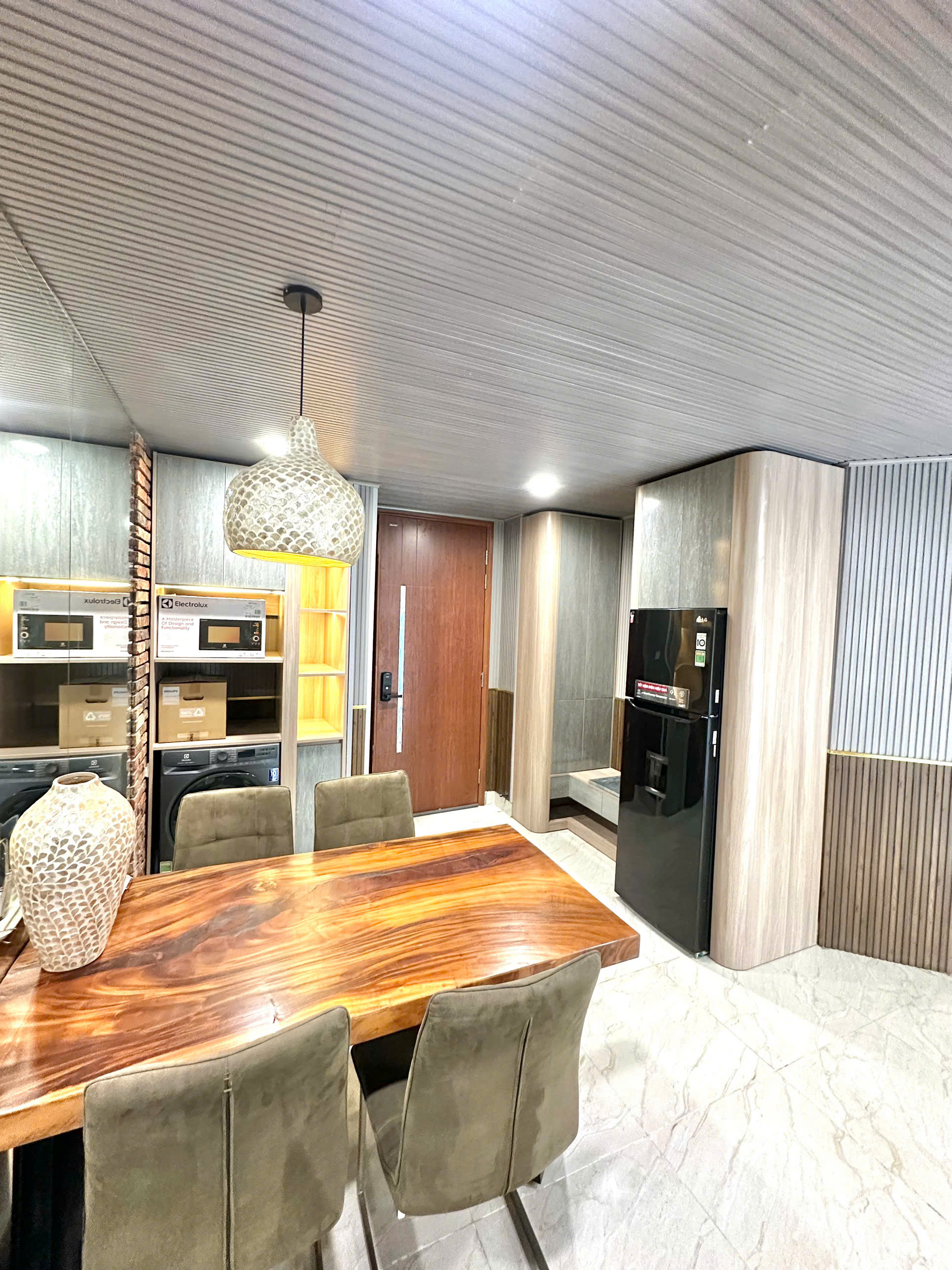 2-Bedroom Serviced Apartment in Thao Dien, District 2 85sqm 1,050 USD/month