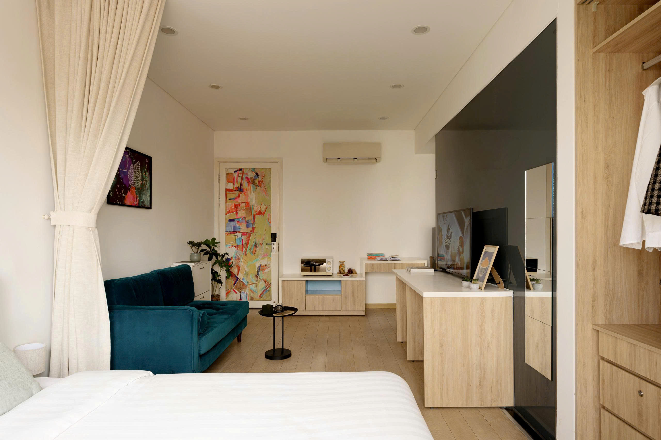 Studio Serviced Apartment for Rent in Thao Dien, District 2 — $600/month 30sqm 600 USD/month