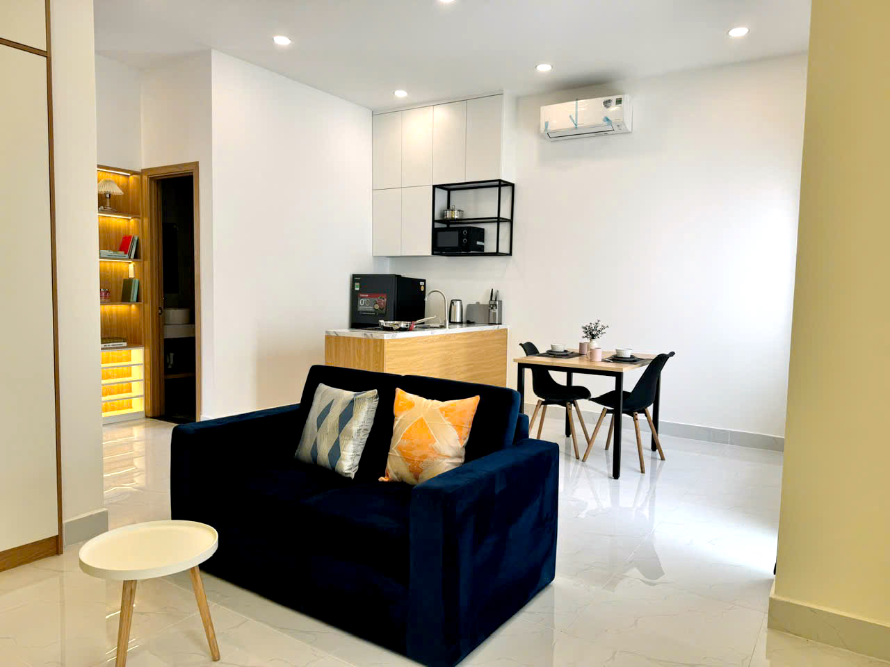 Apartment for Rent in Thao Dien, District 2 - $700/month 50sqm 700 USD/month