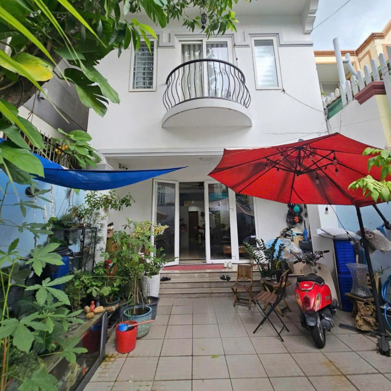 3-Bedroom House for Rent in An Phu, District 2 — $1,400/month 200sqm 1,400 USD/month