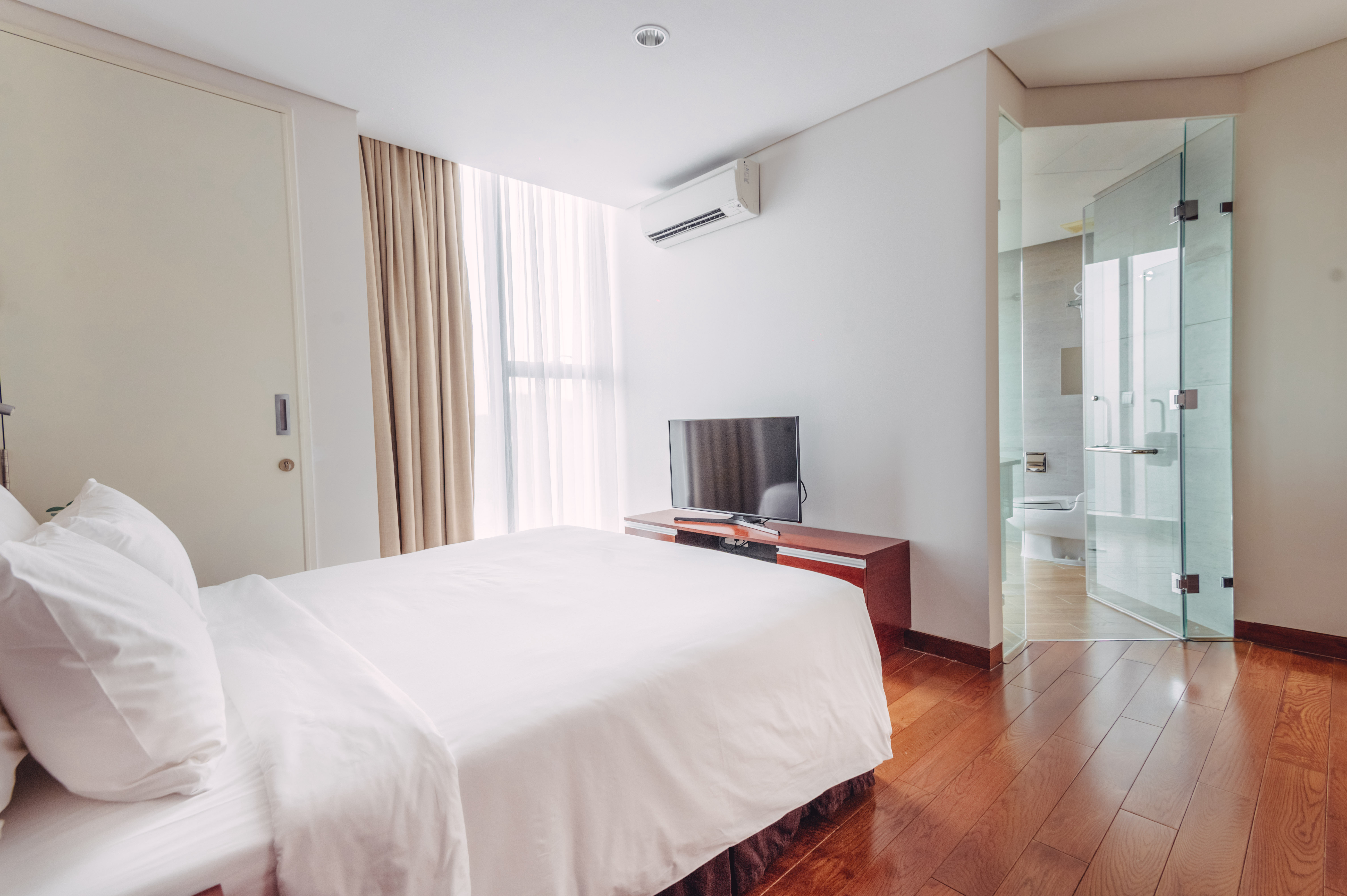 1 Bedroom Apartment for Rent District 3 HCMC, $2000/month 53sqm 2,000 USD/month