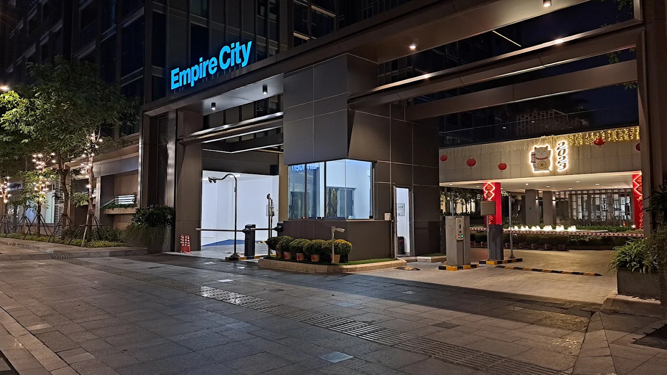 Empire City 2026: Rental Prices, Floor Plans & Is It Right for Expats?