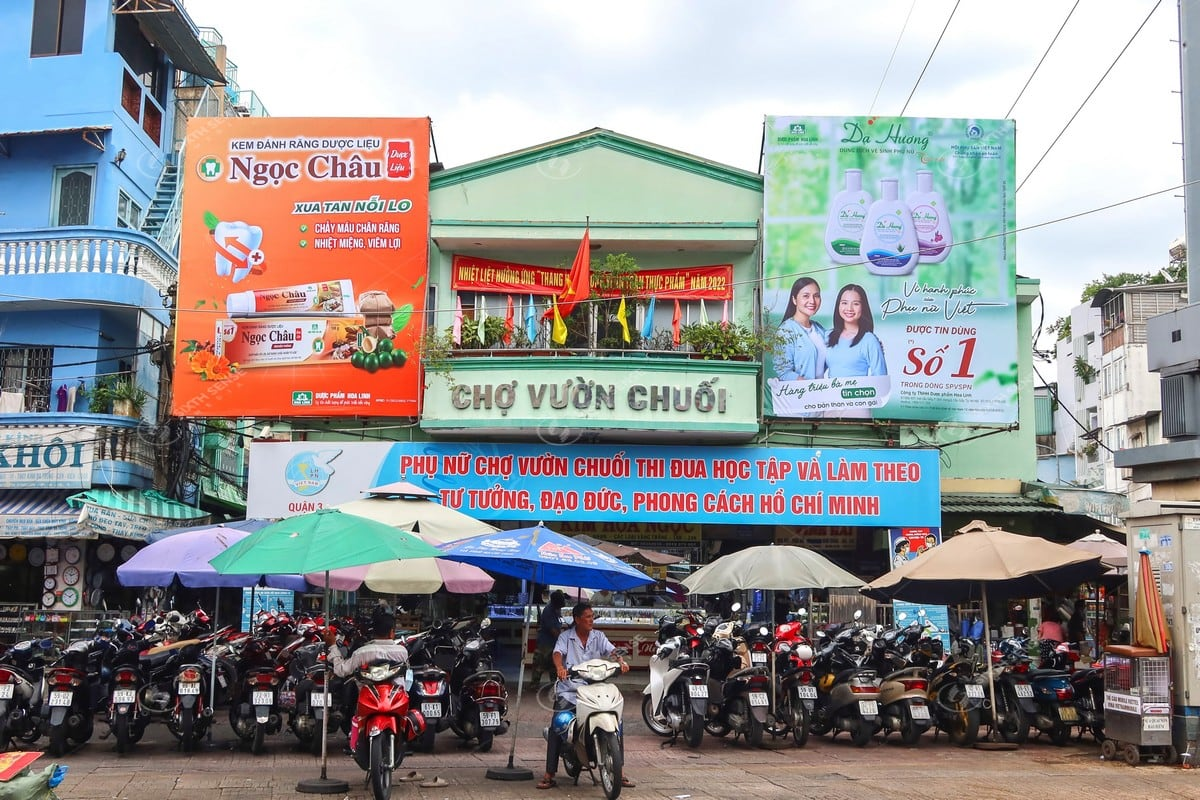 Grocery Shopping in District 3 2026: Where Expats Buy Imported & Local Food