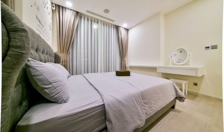 3-Bedroom Luxury Apartment Vinhomes Golden River, District 1 — $1,819/month 118sqm 1,819 USD/month