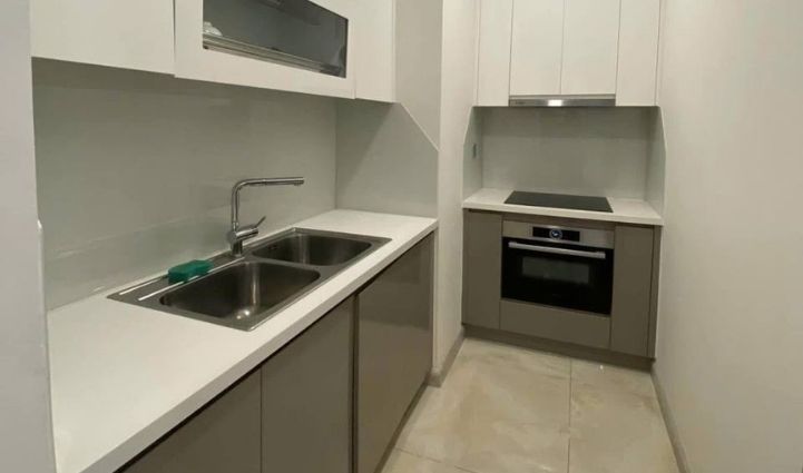 1BR Apartment Vinhomes Golden River, District 1, HCMC - $910/month 50sqm 910 USD/month
