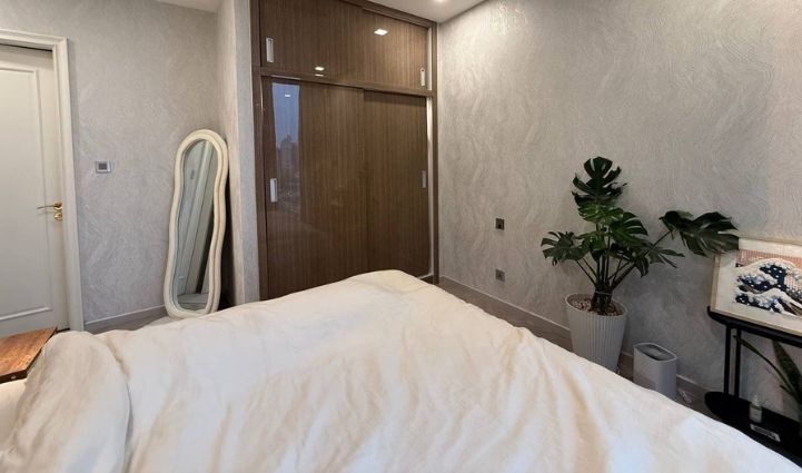 2-Bedroom Apartment Vinhomes Golden River, District 1, $1,325/month 70sqm 1,325 USD/month