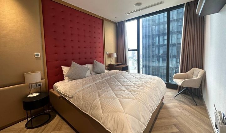 1-Bedroom Apartment Vinhomes Golden River District 1, $1,325/month 49sqm 1,325 USD/month