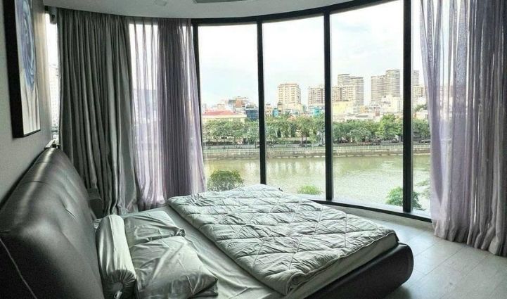 3-Bedroom Apartment Vinhomes Golden River, District 1 - $1,980/month 101sqm 1,980 USD/month