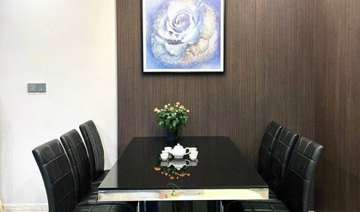 3-Bedroom Apartment Vinhomes Golden River, District 1 - $1,980/month 101sqm 1,980 USD/month