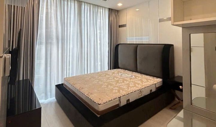 2-Bedroom Apartment Vinhomes Golden River, District 1 78sqm 1,250 USD/month