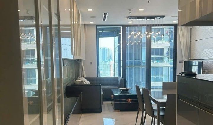 2-Bedroom Apartment Vinhomes Golden River, District 1 78sqm 1,250 USD/month