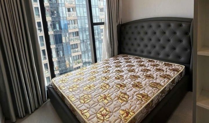 2-Bedroom Apartment Vinhomes Golden River, District 1 78sqm 1,250 USD/month
