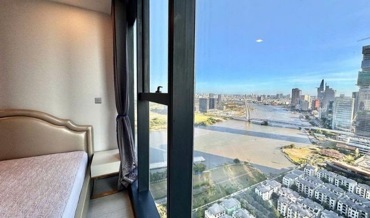2BR Luxury Apartment Vinhomes Golden River, District 1 - $1,288/month 74sqm 1,288 USD/month