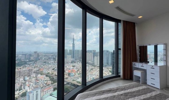 3-Bedroom Luxury Apartment Vinhomes Golden River District 1, $1,705/month 105sqm 1,705 USD/month
