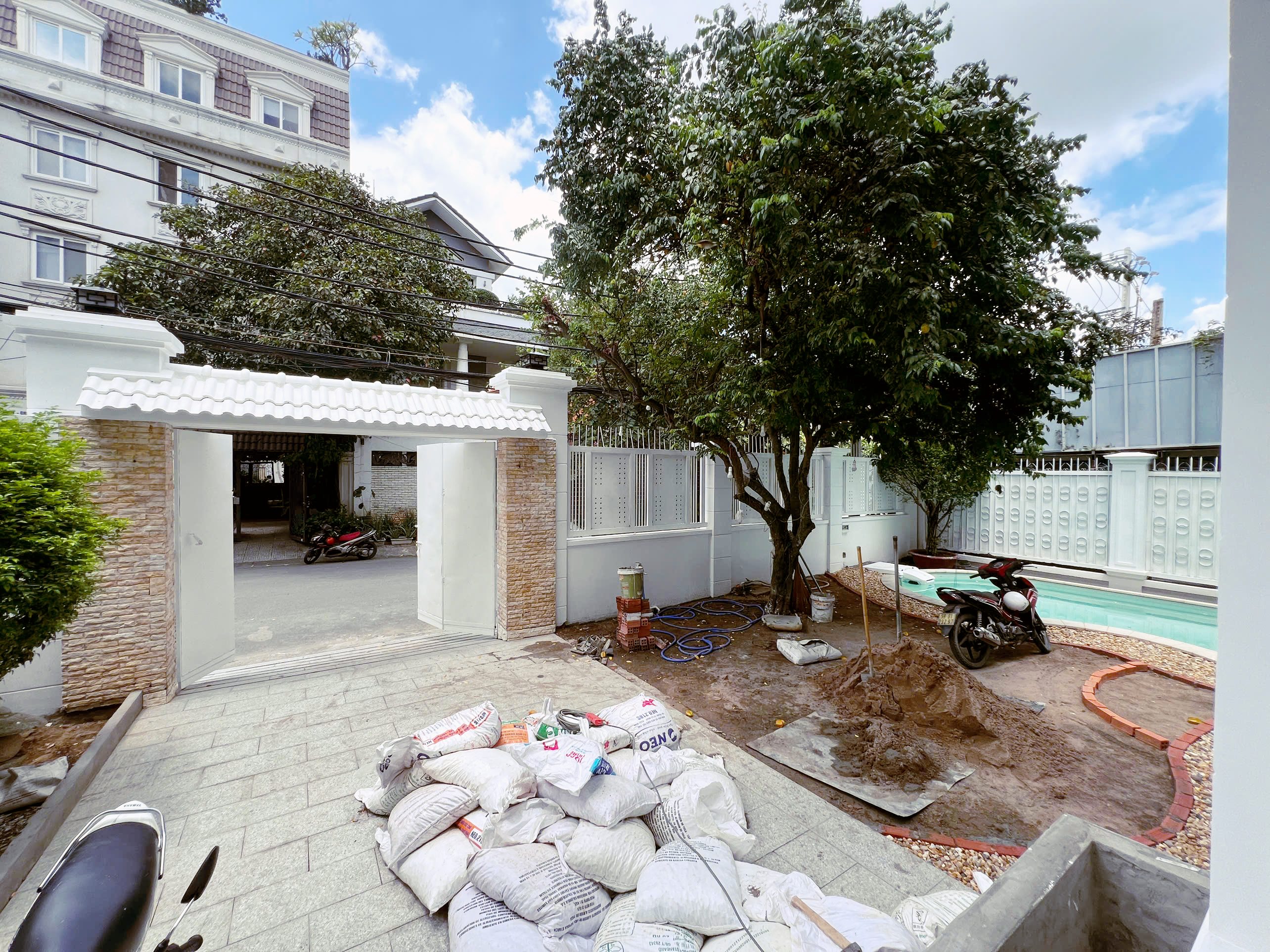 6-Bedroom Villa for Rent Thao Dien, Pool & Garden $3,500/month 368sqm 3,500 USD/month