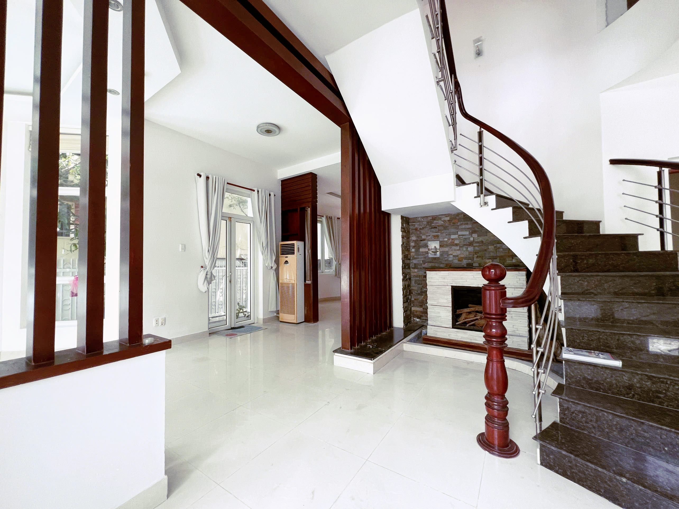 6-Bedroom Villa for Rent Thao Dien, Pool & Garden $3,500/month 368sqm 3,500 USD/month