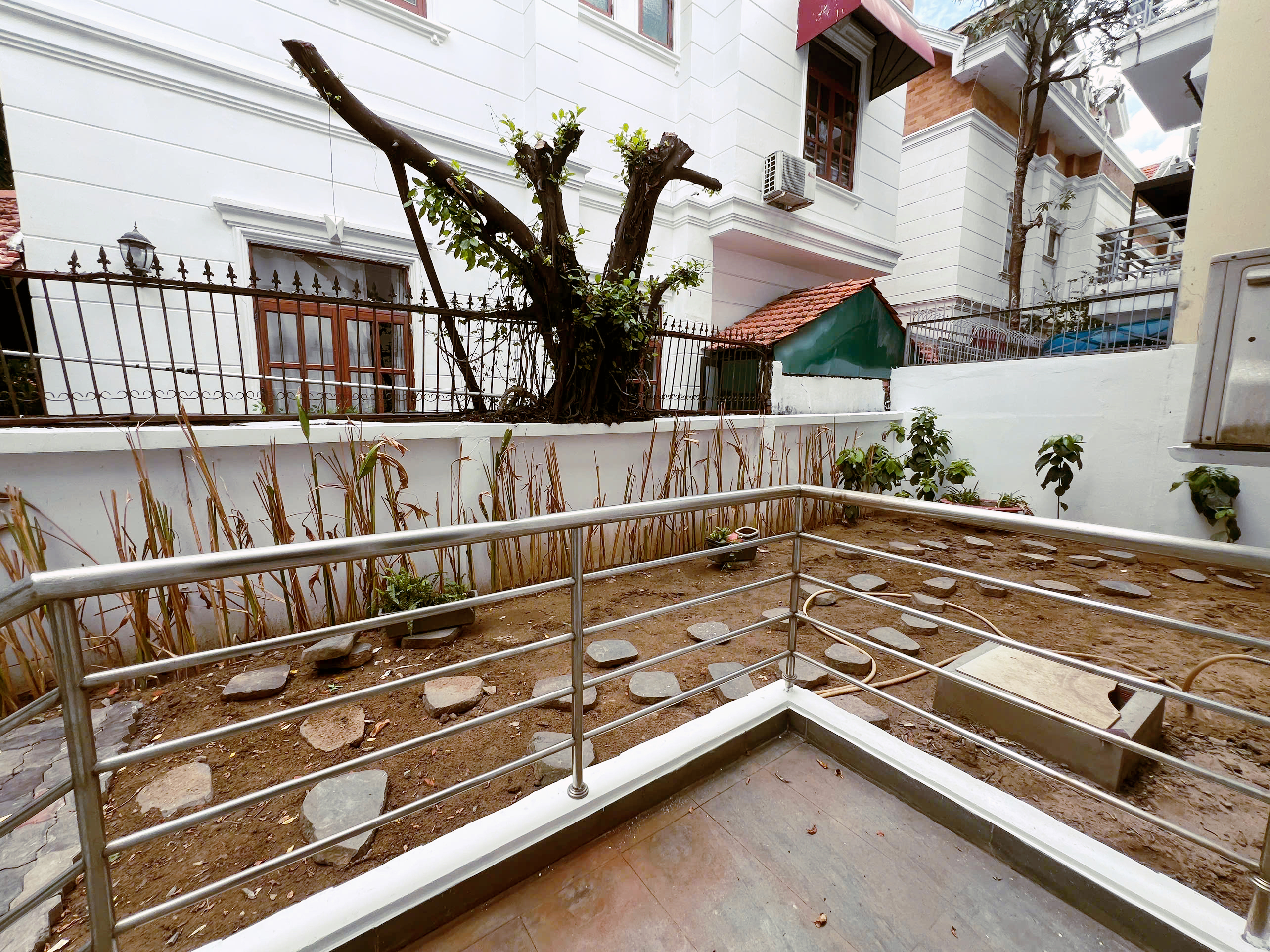 6-Bedroom Villa for Rent Thao Dien, Pool & Garden $3,500/month 368sqm 3,500 USD/month