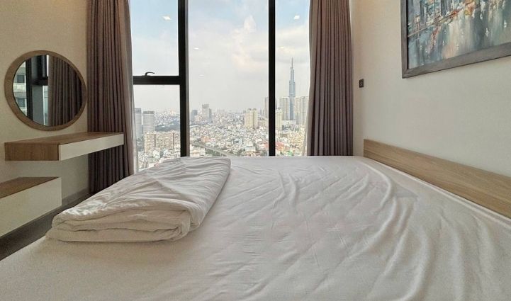 2-Bedroom Apartment Vinhomes Golden River, District 1 - $1,250/month 72sqm 1,250 USD/month