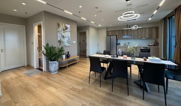 3-Bedroom Apartment Vinhomes Golden River District 1 - $2,462/month 121sqm 2,462 USD/month